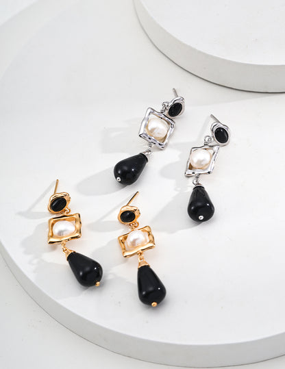 Natural Pearl and Black Onyx Glass Earrings