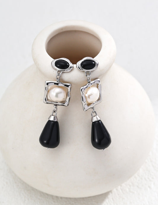 Natural Pearl and Black Onyx Glass Earrings