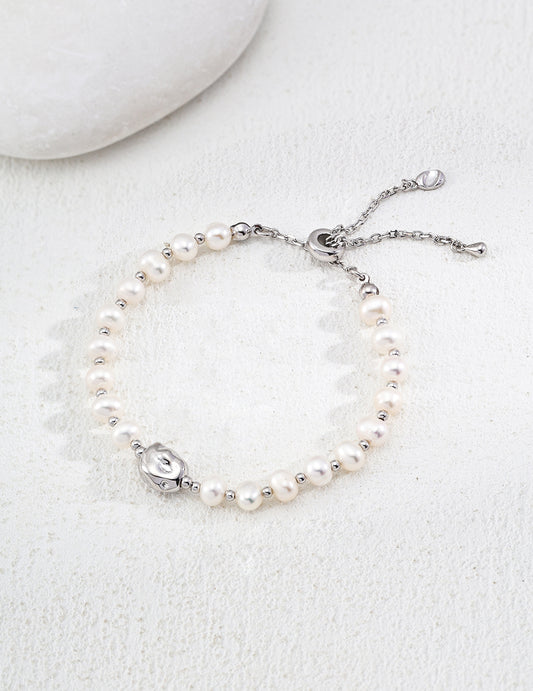 Minimalist Natural Pearl Bracelet