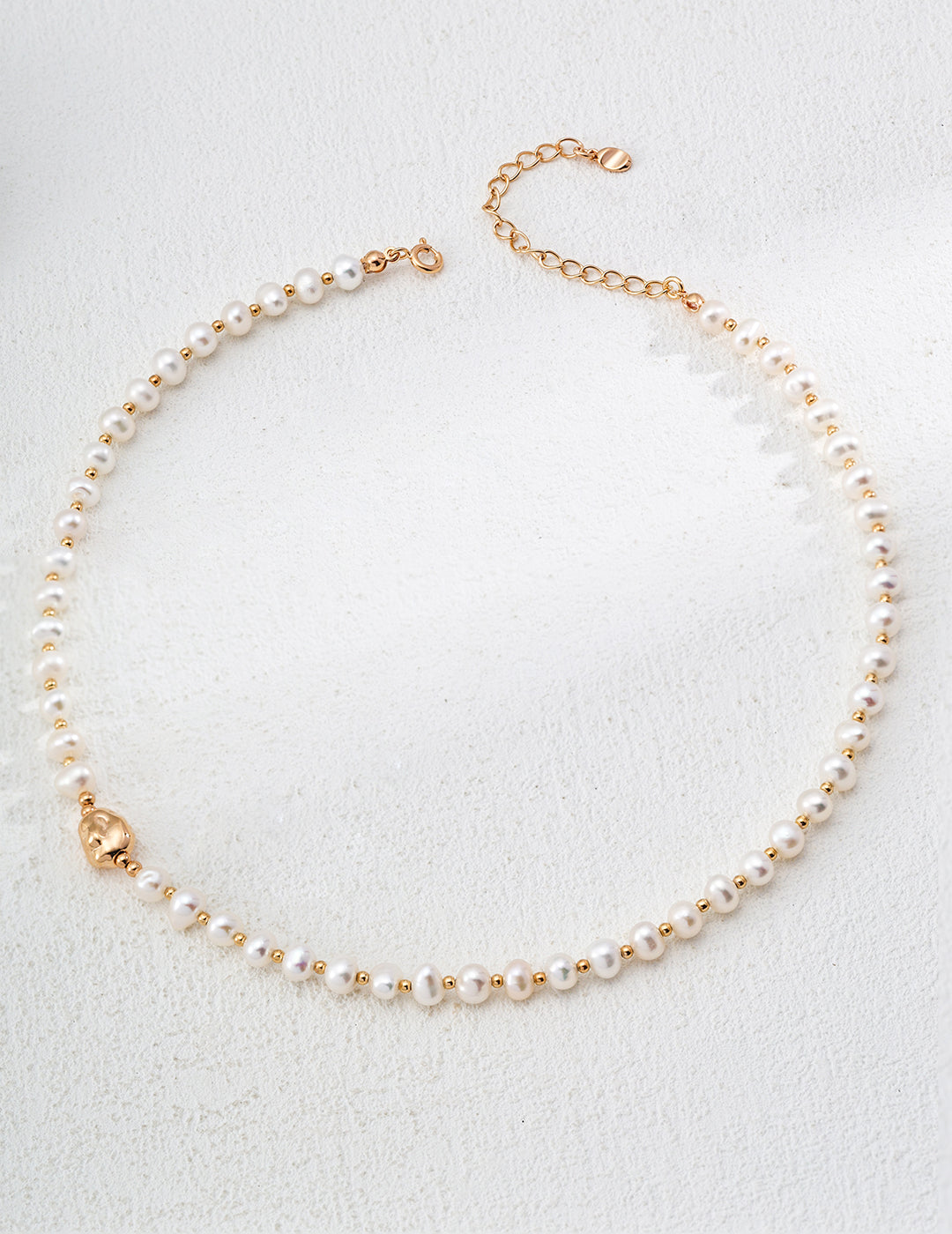 Minimalist Natural Pearl Necklace