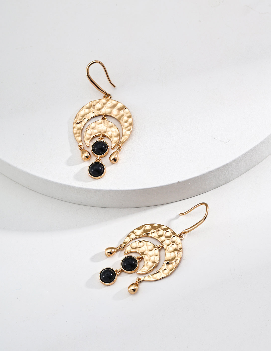 Minimalist Black Onyx Vintage Earrings